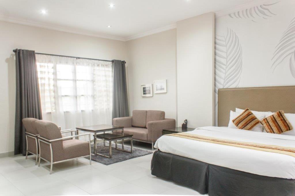 Cedar Place Limited Μπλαντάιρ Εξωτερικό φωτογραφία